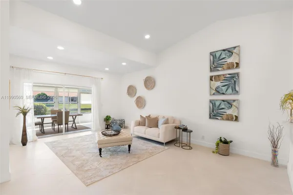 $3,700 | 15465 Lake Magnolia Place, Delray Beach, FL 33484