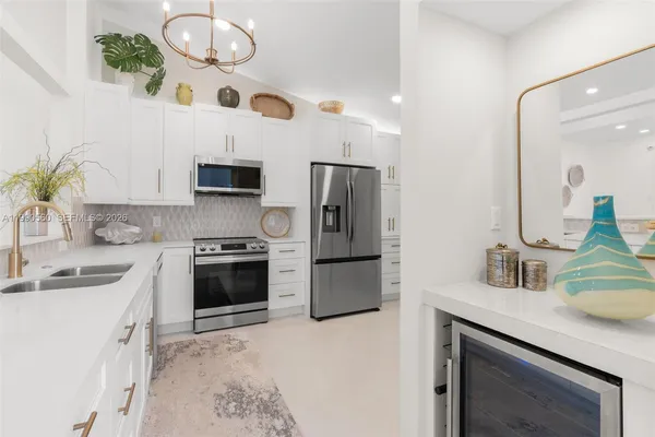 $3,700 | 15465 Lake Magnolia Place, Delray Beach, FL 33484