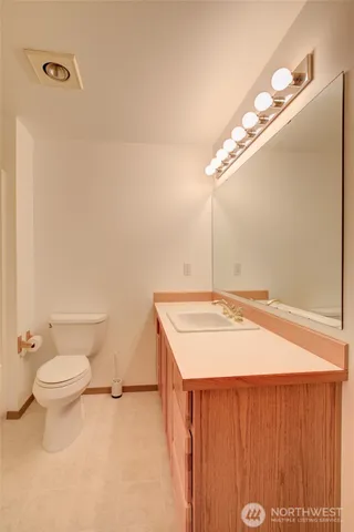 $405,000 | 141 West Lost Lake View Drive, Shelton, WA 98584