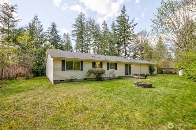 $405,000 | 141 West Lost Lake View Drive, Shelton, WA 98584