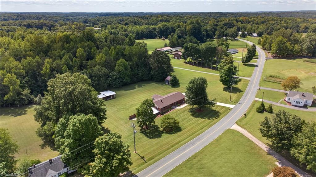 1335 Old Mill Farm Road Lexington, NC 27295 - Photo 3 of 42 Gallery Image 3