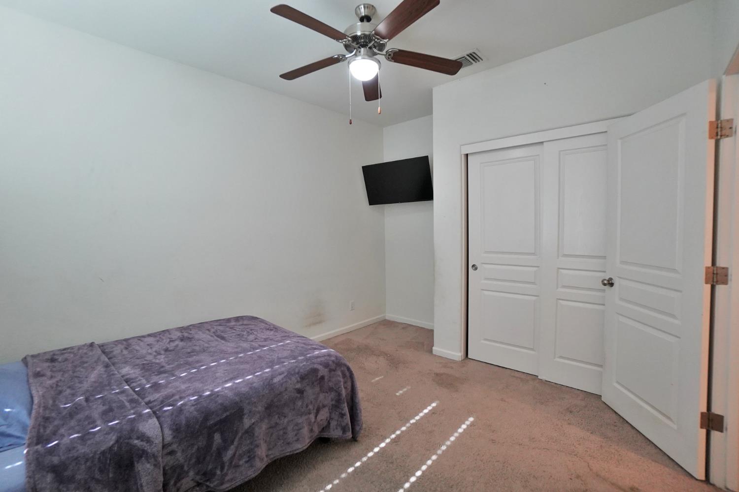 559 Ivory Street Lemoore, CA 93245 - Photo 18 of 59