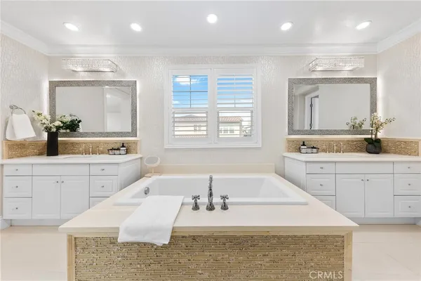 $3,560,000 | 123 Calderon, Irvine, CA 92618