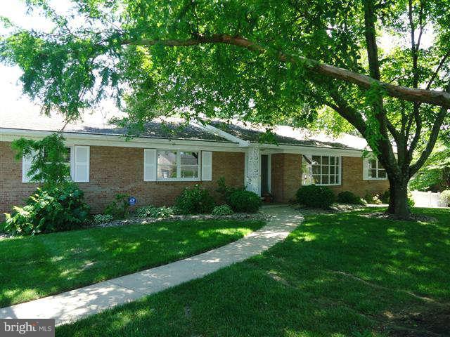 19718 Meadowbrook Road Hagerstown, MD 21742 - Photo 2 of 23 Exterior (Front)