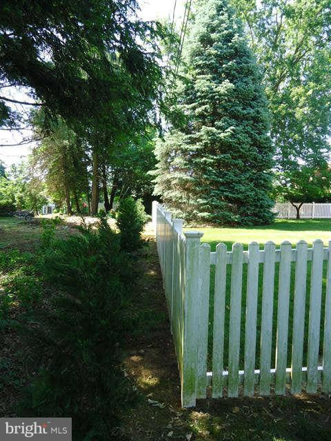 19718 Meadowbrook Road Hagerstown, MD 21742 - Photo 17 of 23 Exterior (Rear)