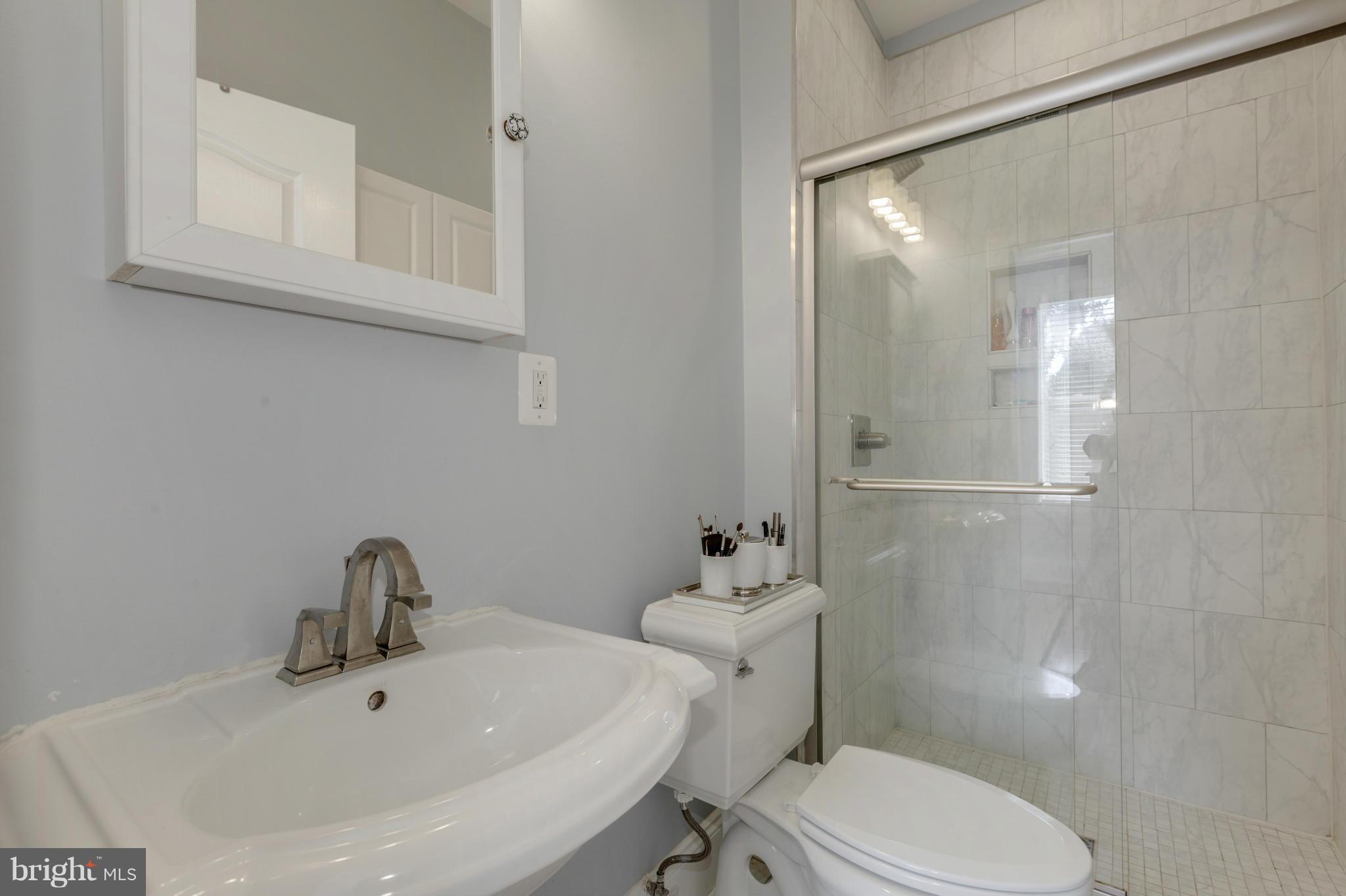 720 7th Street Northeast Washington, DC 20002 - Photo 11 of 20 En-Suite Bath (Master)