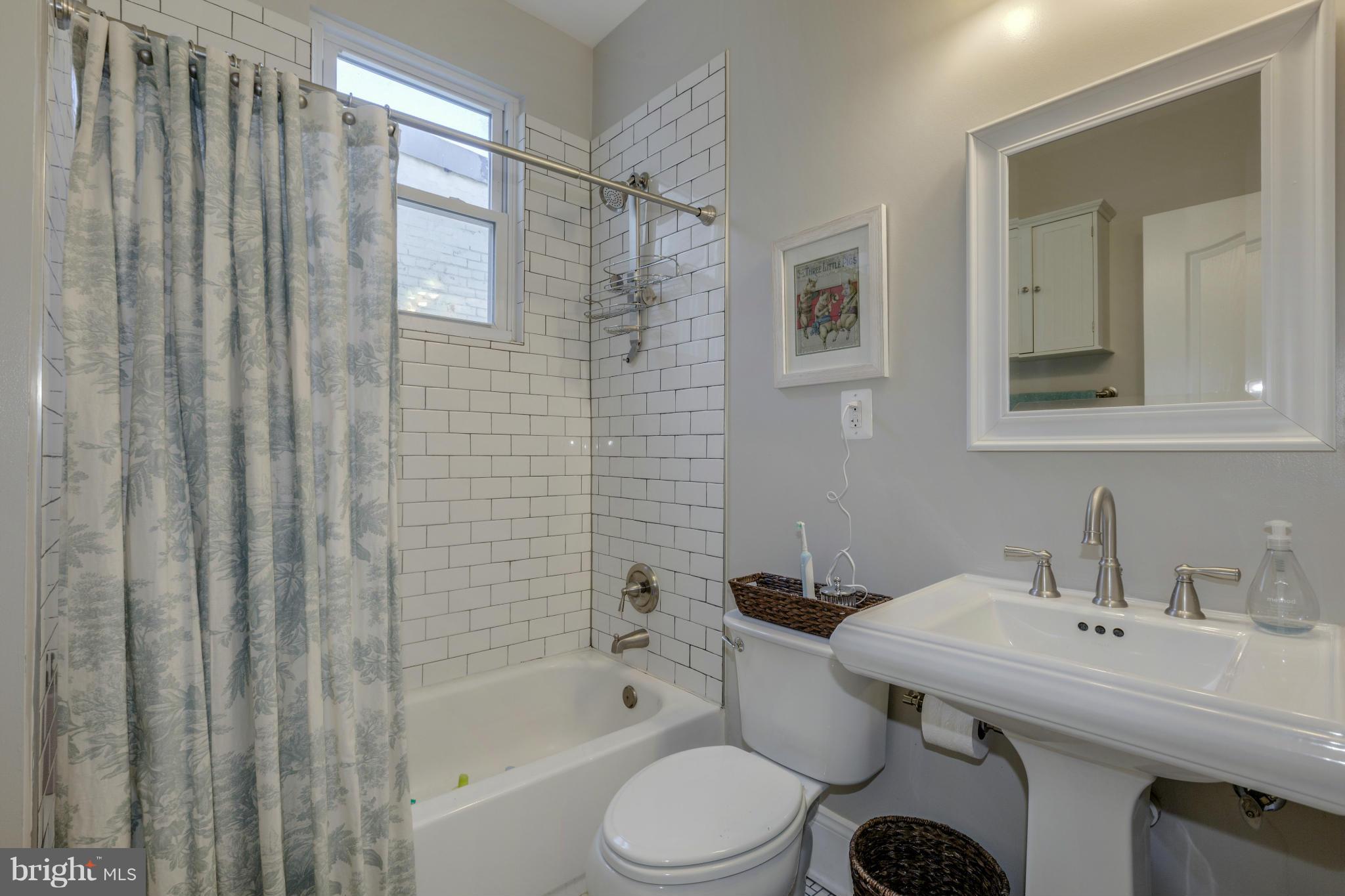 720 7th Street Northeast Washington, DC 20002 - Photo 14 of 20 Full Bath 2