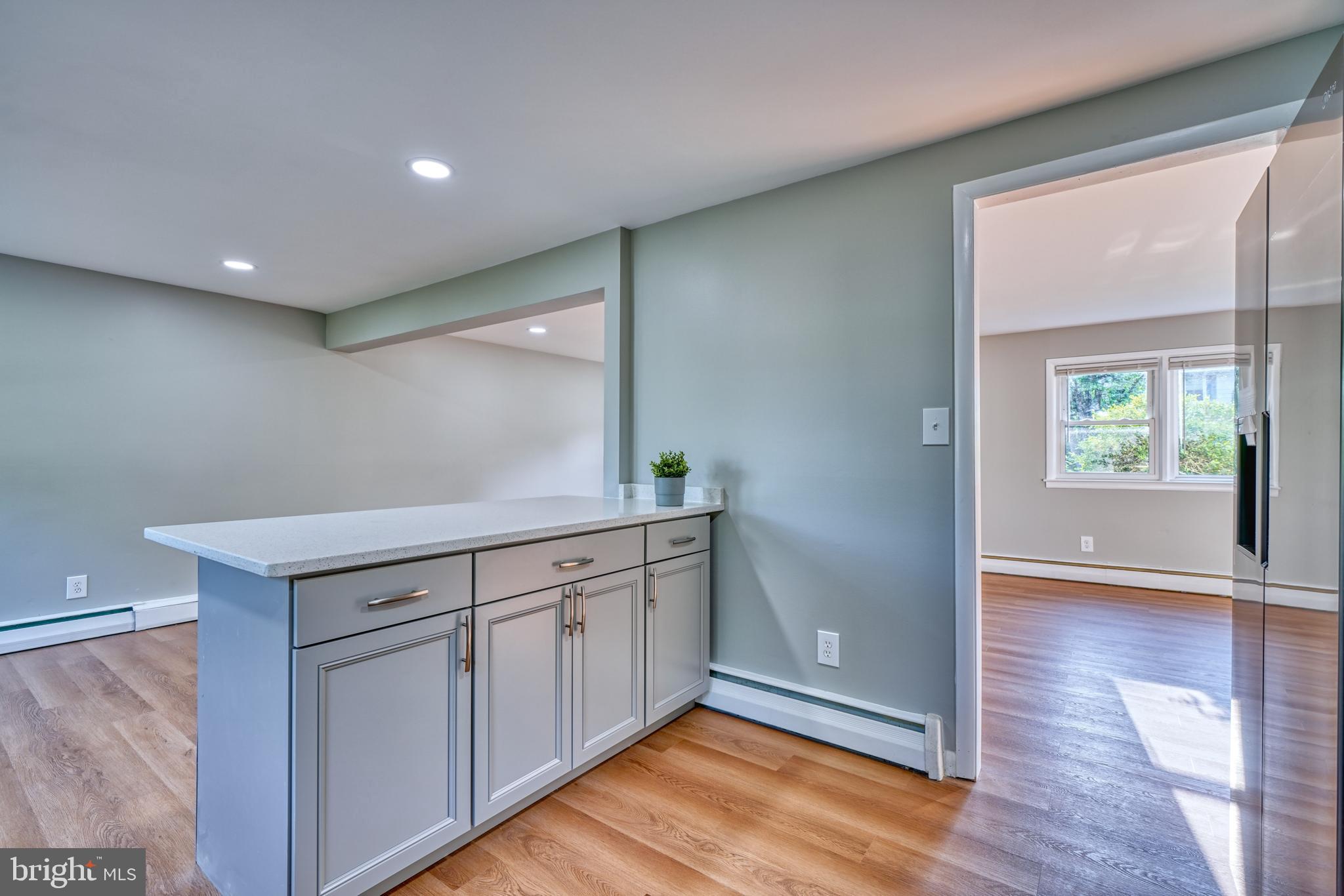 703 Shelley Road Towson, MD 21286 - Photo 16 of 40 island