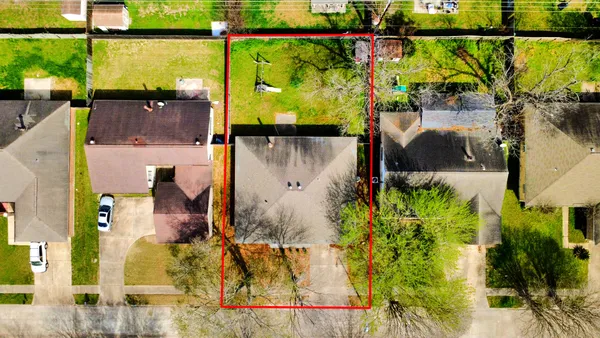 $1,800 | 12218 Taylors Crossing Drive, Tomball, TX 77375
