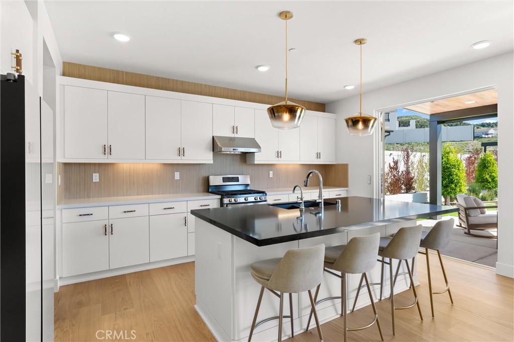 333 Canter Court Fallbrook, CA 92028 - Photo 13 of 73