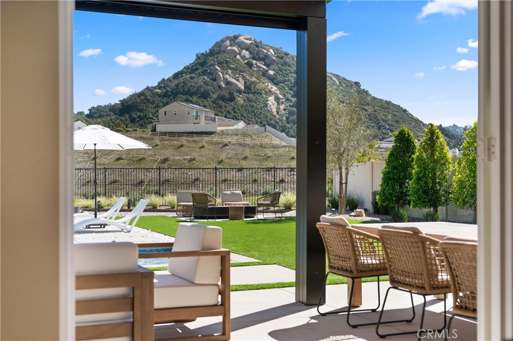 333 Canter Court Fallbrook, CA 92028 - Photo 17 of 73