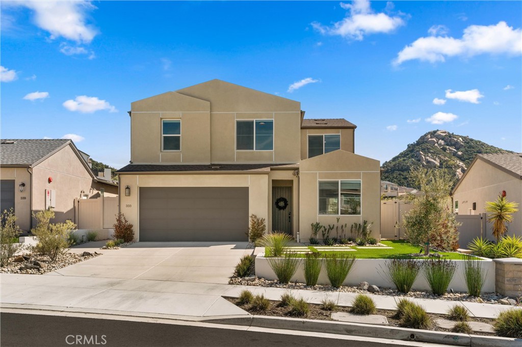 333 Canter Court Fallbrook, CA 92028 - Photo 3 of 73