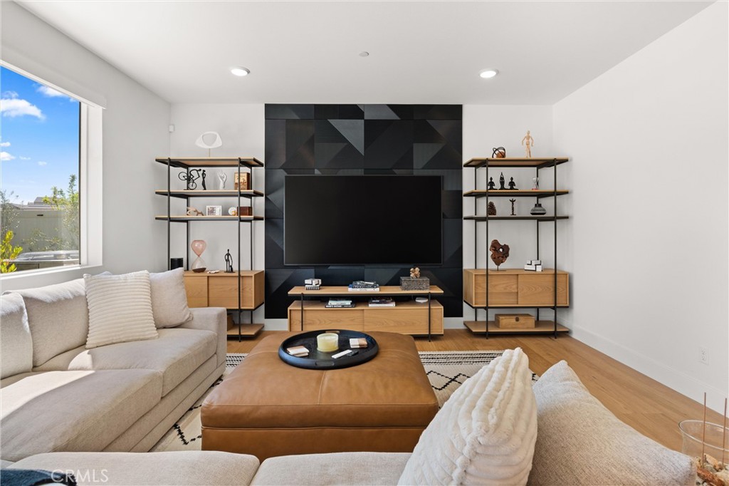 333 Canter Court Fallbrook, CA 92028 - Photo 6 of 73