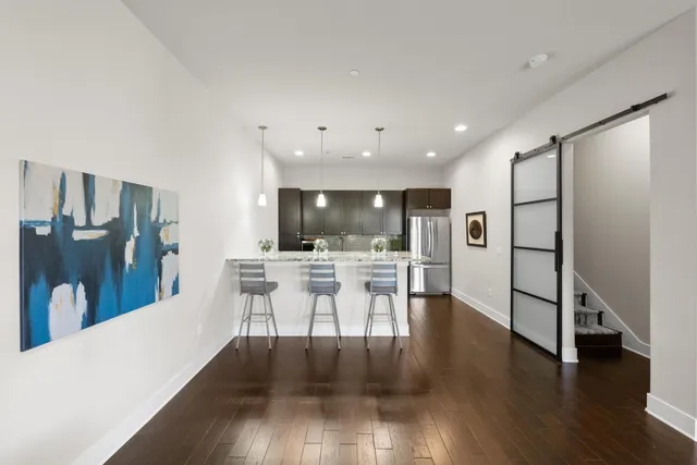 $1,150,000 | 8200 Southwest Parkway, Unit 604, Austin, TX 78735