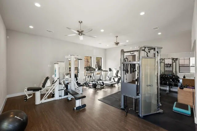 $1,150,000 | 8200 Southwest Parkway, Unit 604, Austin, TX 78735