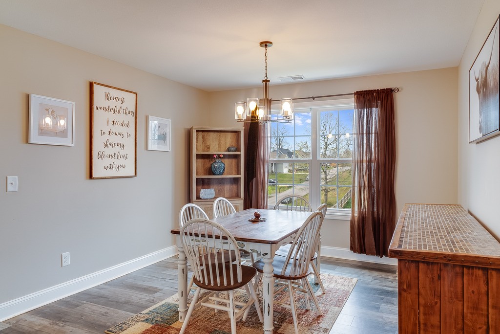 1502 Dewberry Road Clarksville, TN 37042 - Photo 4 of 16 Gallery Image 4