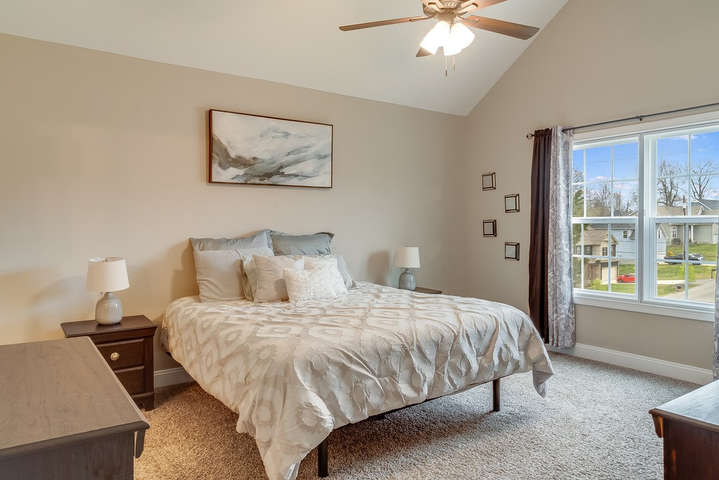 1502 Dewberry Road Clarksville, TN 37042 - Photo 7 of 16 Gallery Image 7