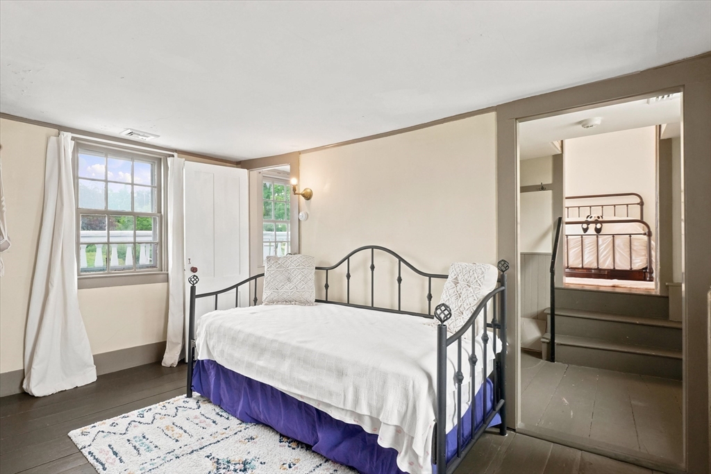 266 Main Street North Andover, MA 01845 - Photo 32 of 42