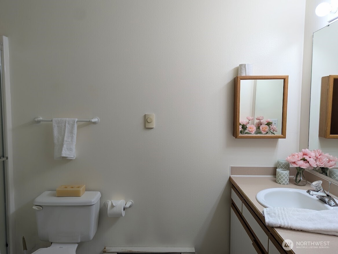 2007 99th Street East, Unit 1 Tacoma, WA 98445 - Photo 24 of 39