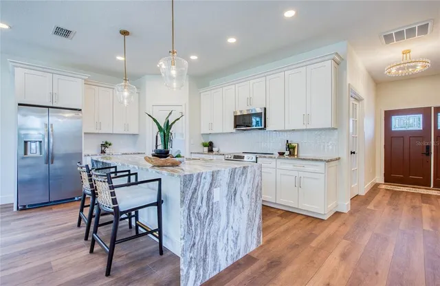 $649,000 | 1410 Nebraska Avenue, Palm Harbor, FL 34683