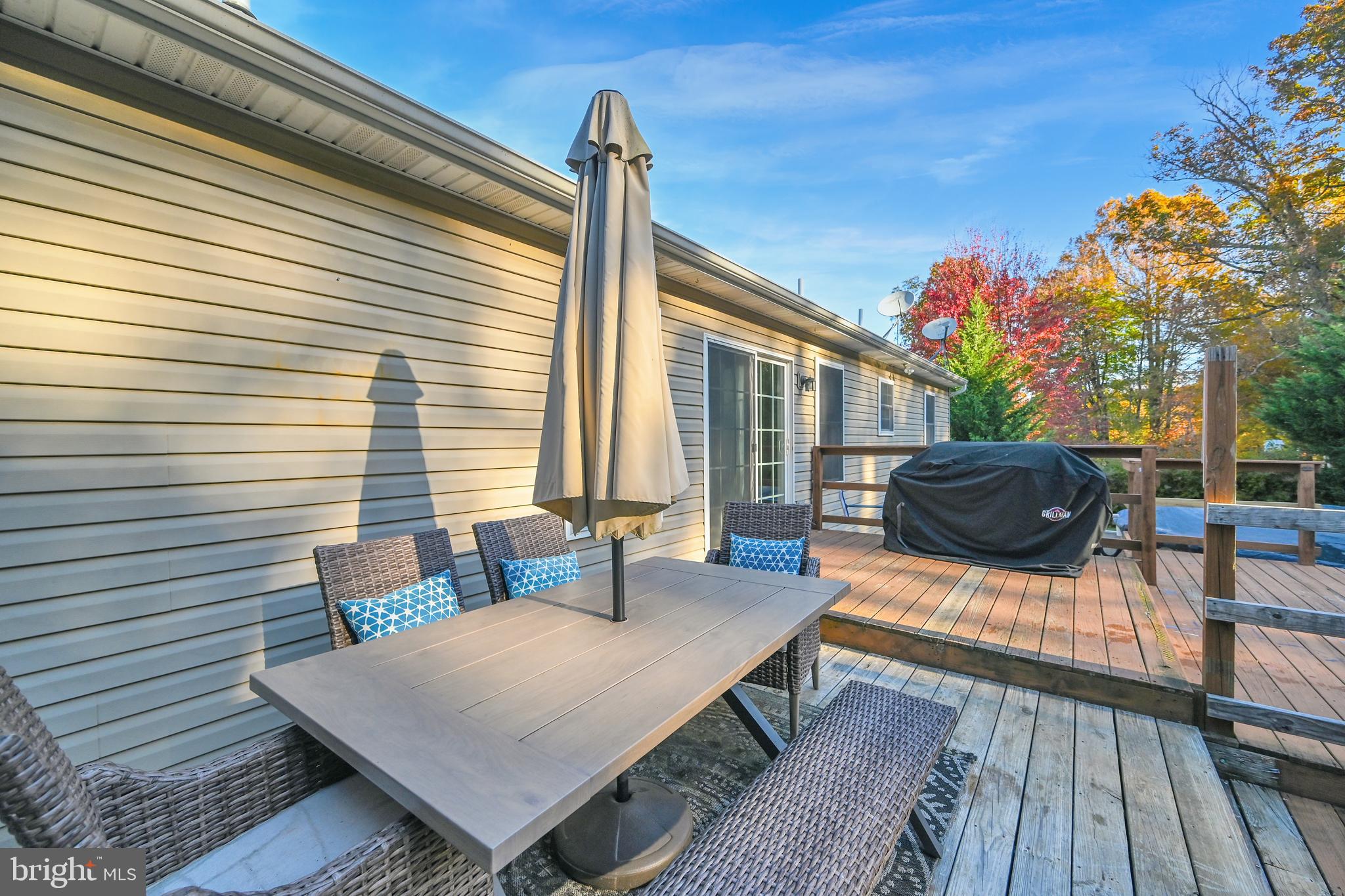 1859 Pin Oak Drive Spring Grove, PA 17362 - Photo 4 of 53 Gallery Image 4