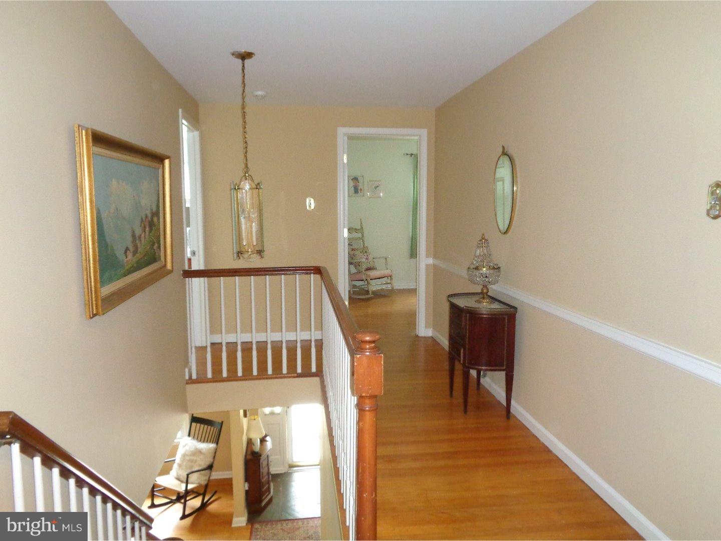 553 Beale Road Blue Bell, PA 19422 - Photo 17 of 23 Hallway