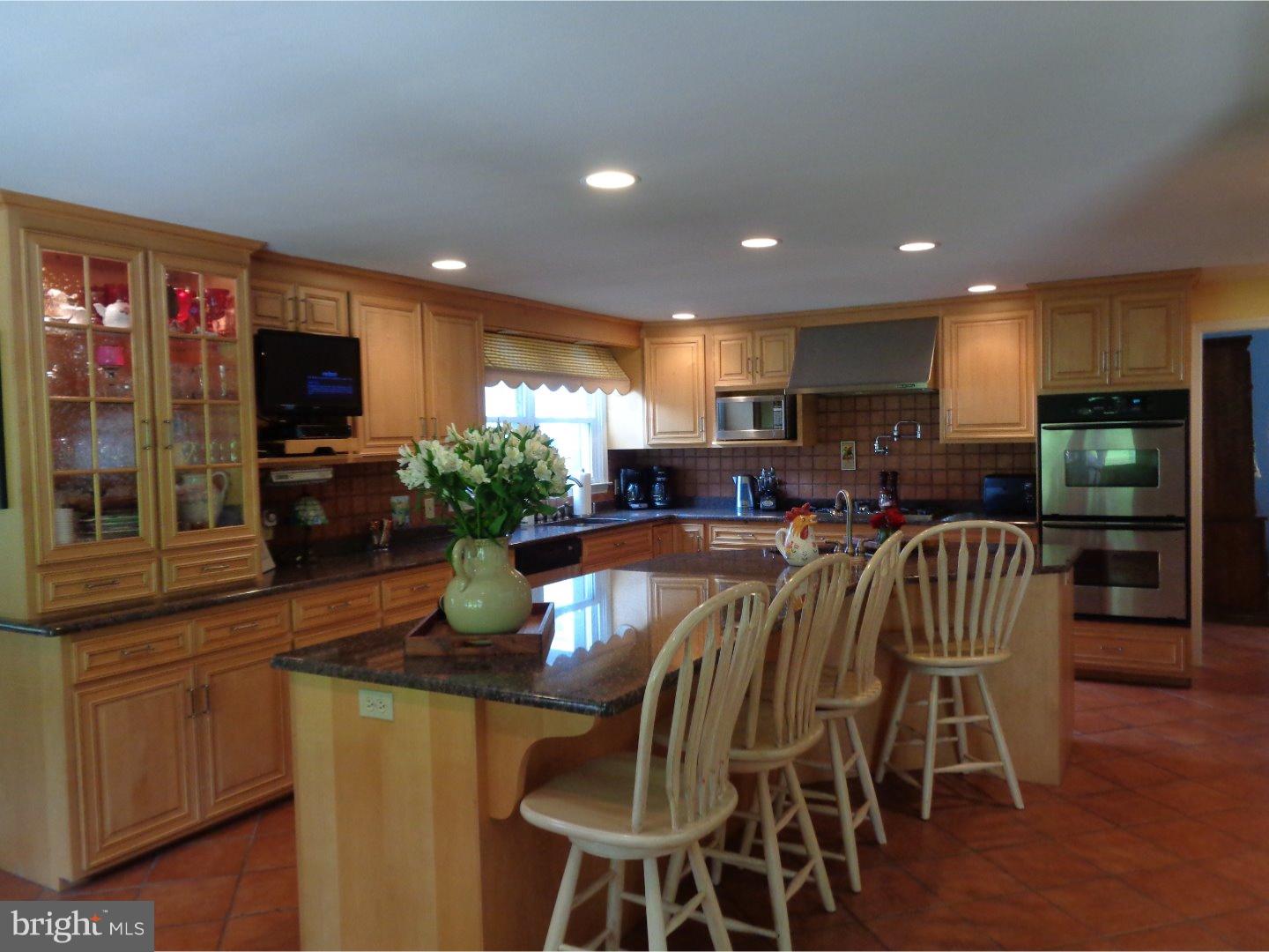 553 Beale Road Blue Bell, PA 19422 - Photo 9 of 23 Kitchen