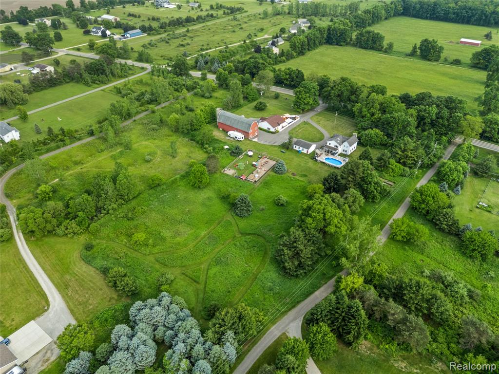 7739 Clyde Road Fenton, MI 48430 - Photo 72 of 94 Gallery Image 72