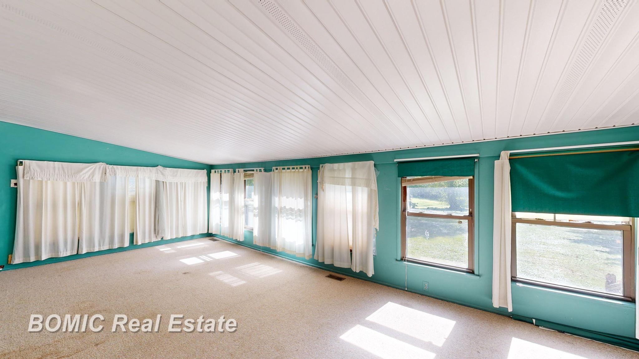 5027 West Willard Road Birch Run, MI 48415 - Photo 15 of 44 50157101-fc96b1e0-3579-4326-960b-891b7c0c7d2d.JPG