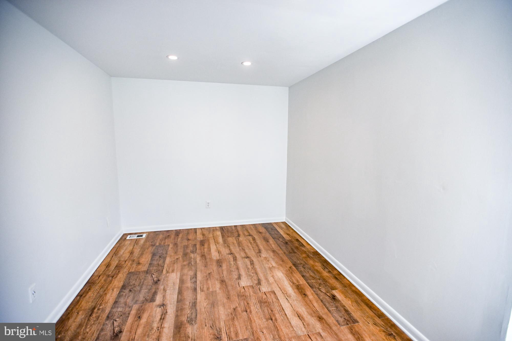 733 Stoney Spring Drive Baltimore, MD 21210 - Photo 24 of 53 Upstairs den