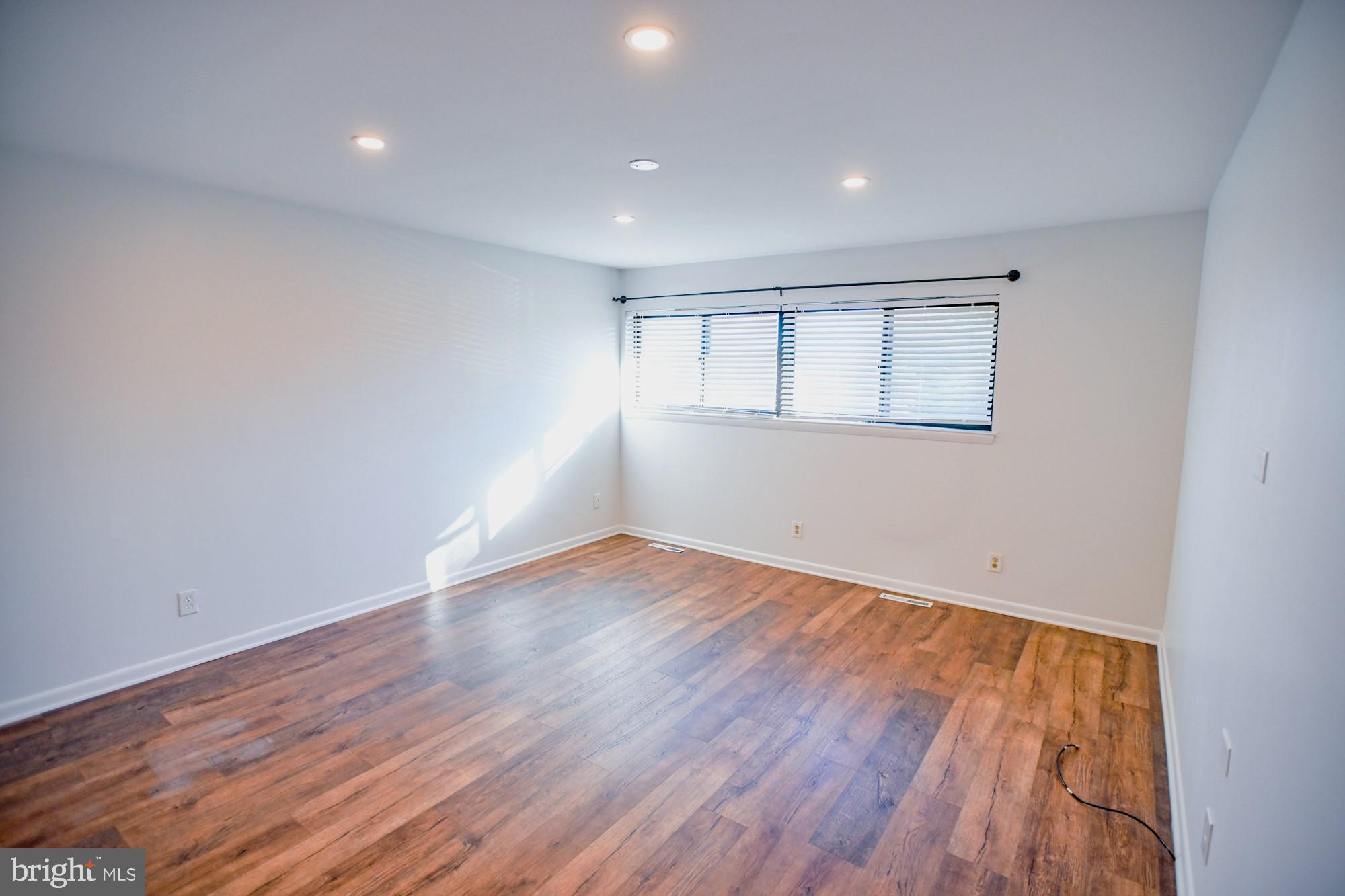 733 Stoney Spring Drive Baltimore, MD 21210 - Photo 25 of 53 Primary bedroom