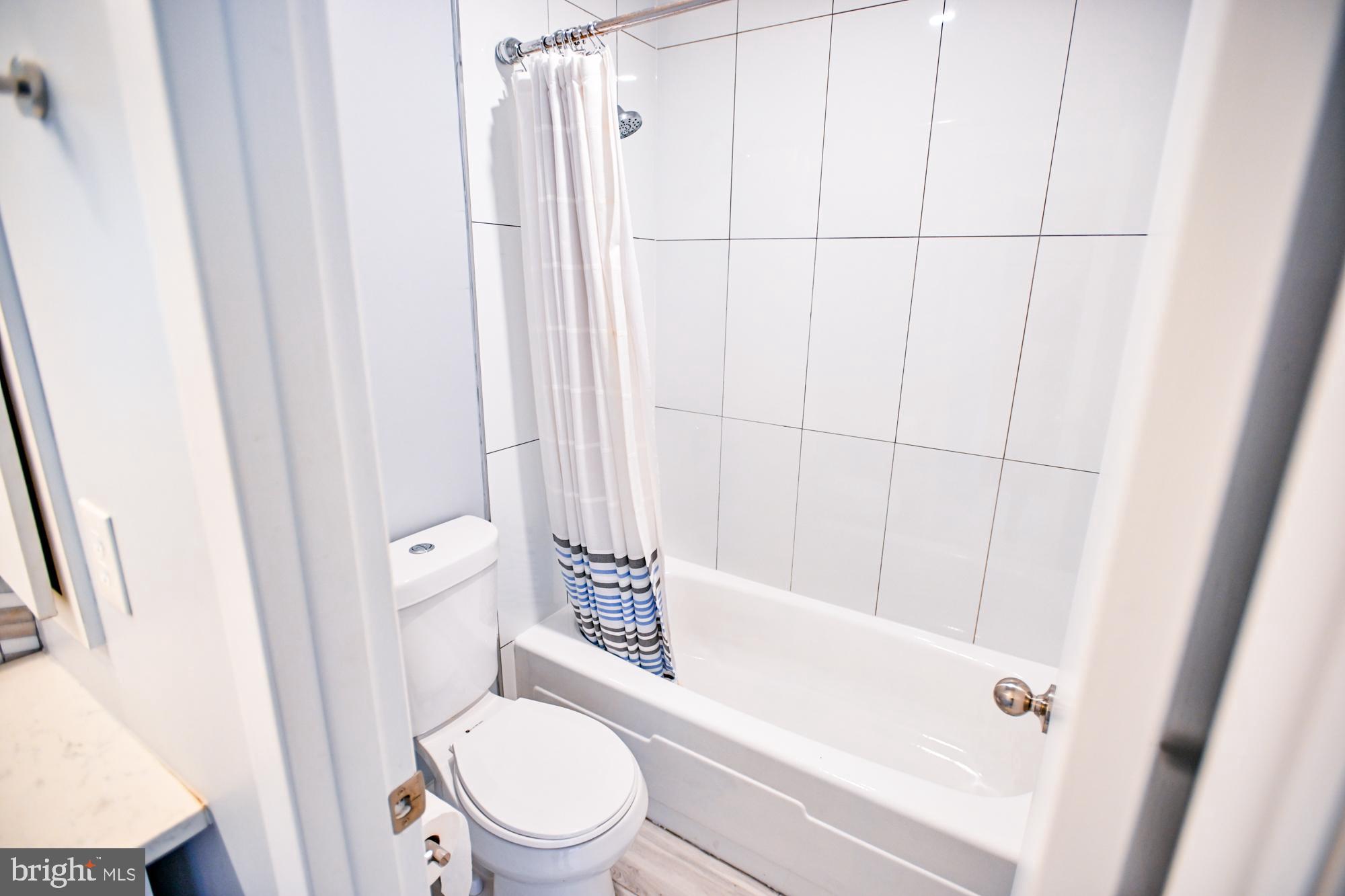733 Stoney Spring Drive Baltimore, MD 21210 - Photo 29 of 53 Primary bedroom en-suite bathroom