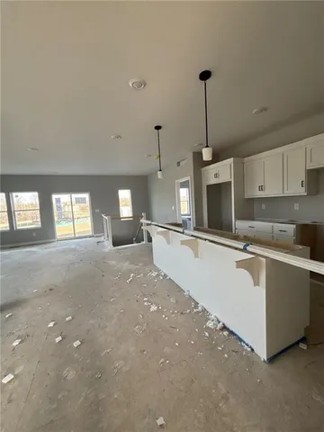 $342,897 | 1204 Southeast Windbreak Drive, Lee's Summit, MO 64081