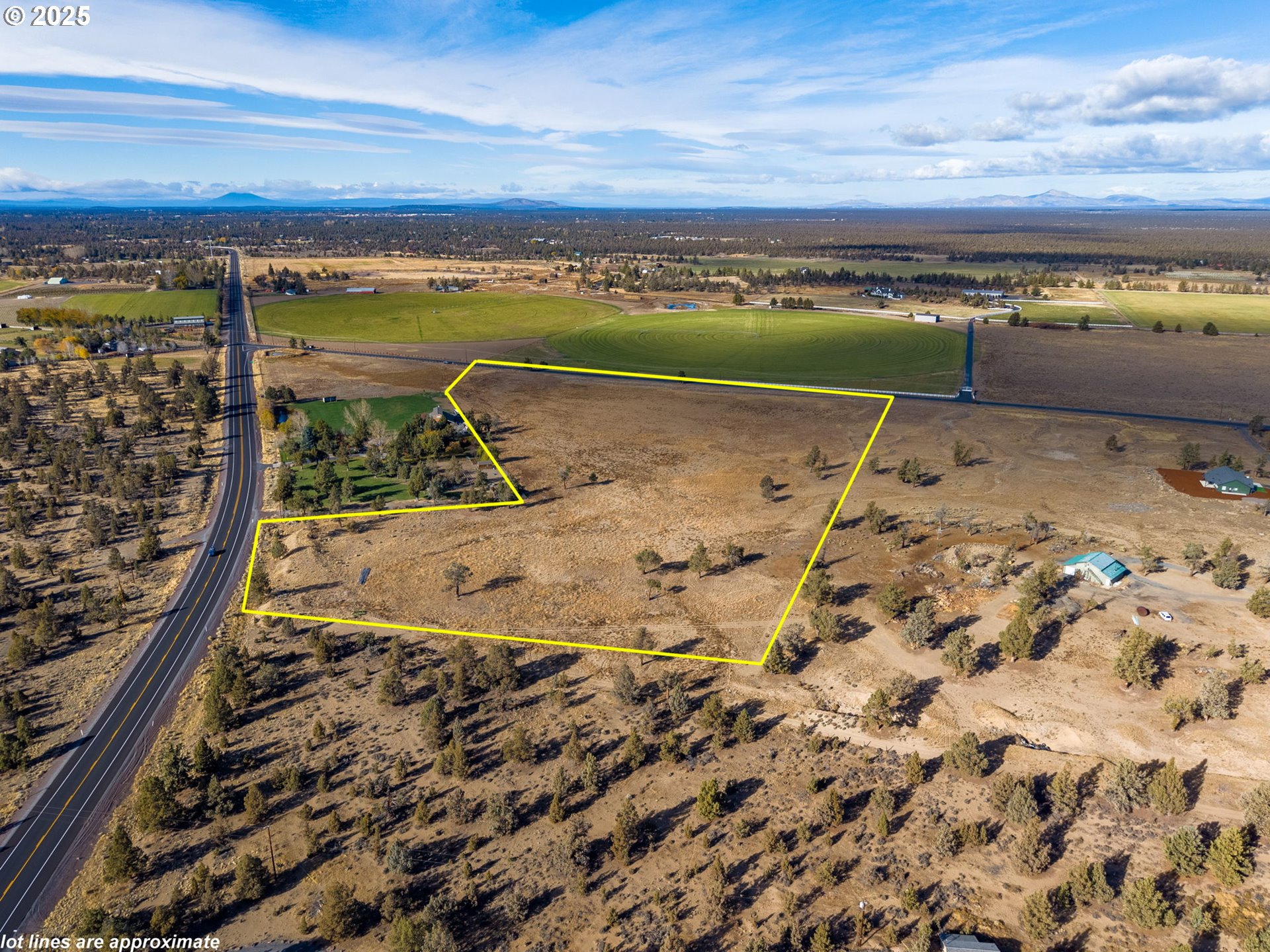 23755 Dodds Road Bend, OR 97701 - Photo 13 of 21