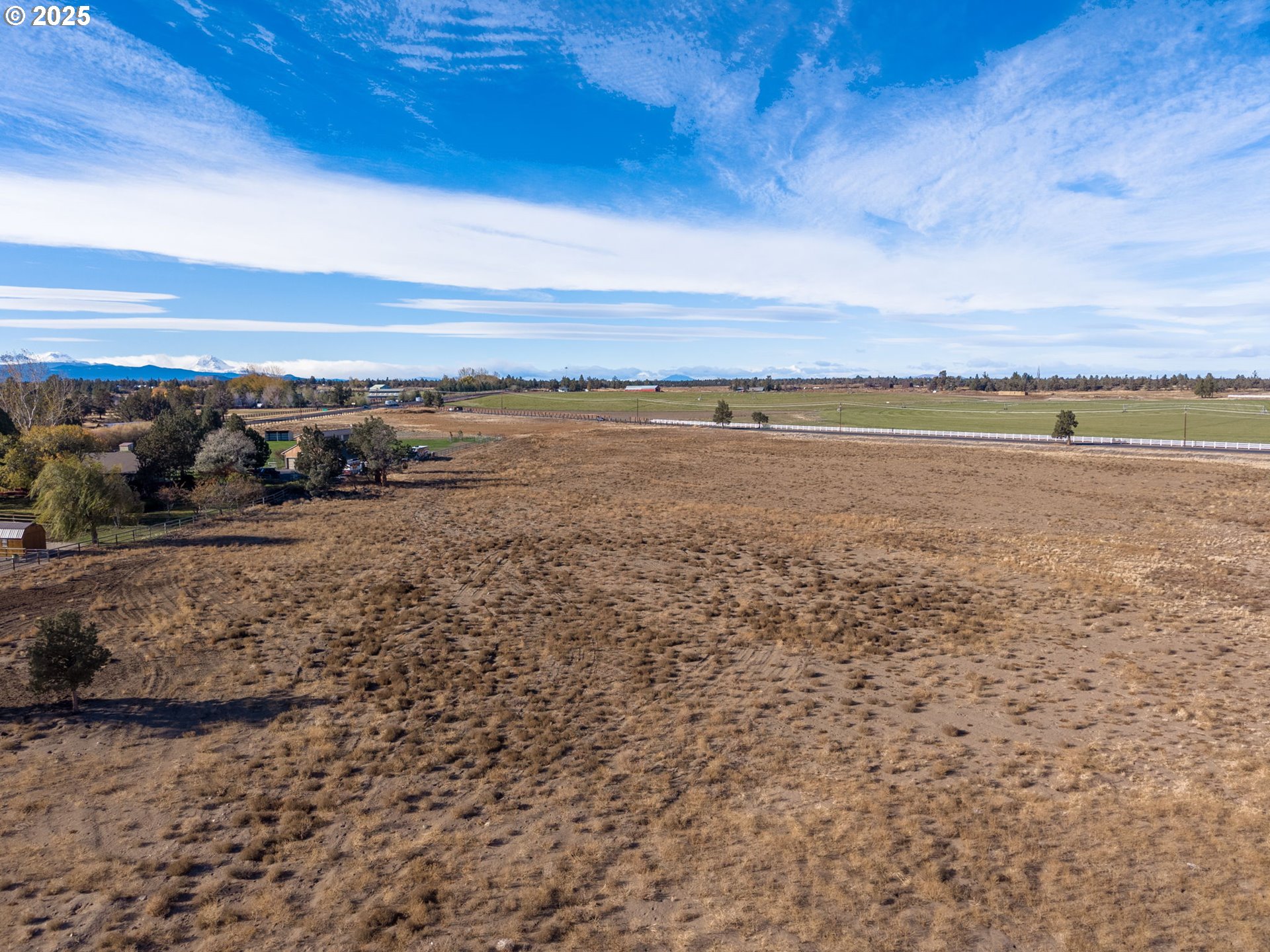 23755 Dodds Road Bend, OR 97701 - Photo 6 of 21