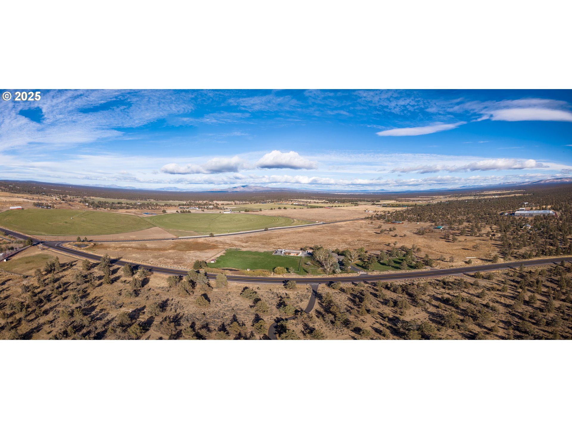 23755 Dodds Road Bend, OR 97701 - Photo 10 of 21