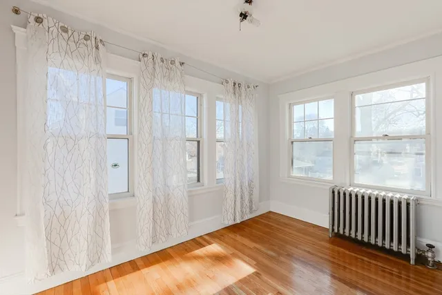 $2,900 | 120 Warwick Road, Unit 120, Newton, MA 02465