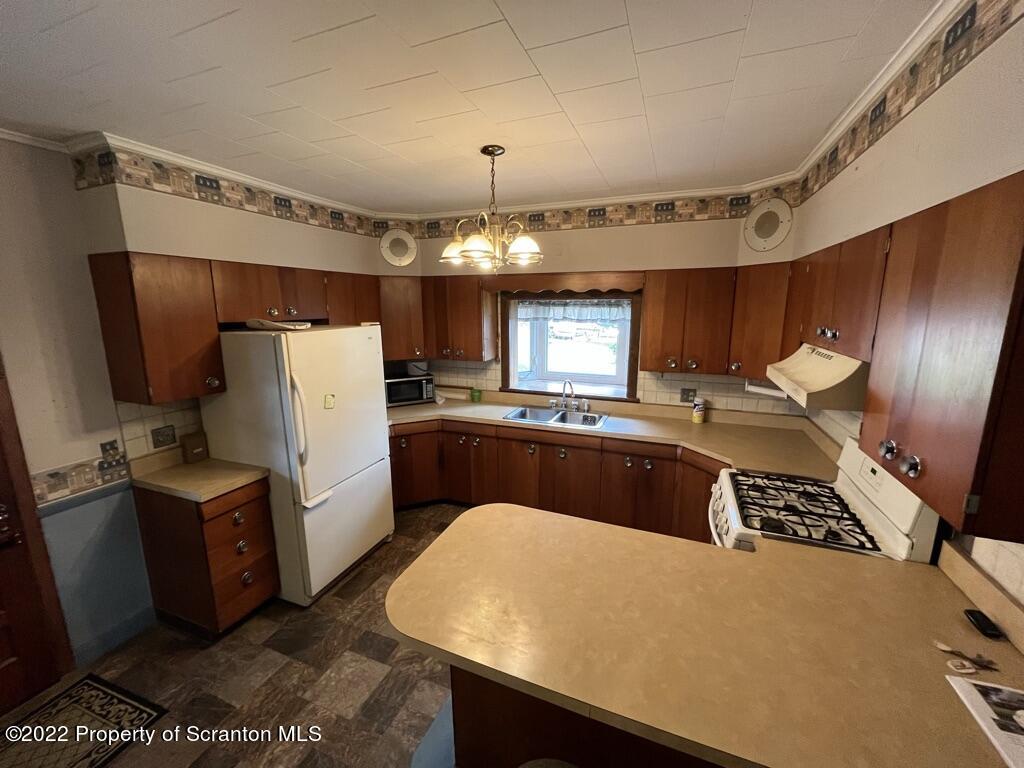 28 Manzer Road Susquehanna, PA 18847 - Photo 8 of 31 Gallery Image 8