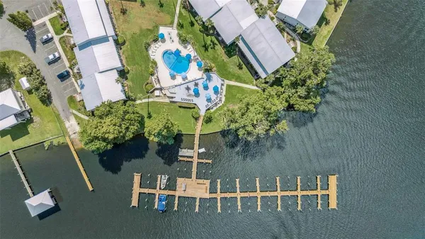 $394,900 | 125 River Bend Road, Unit D, Welaka, FL 32193