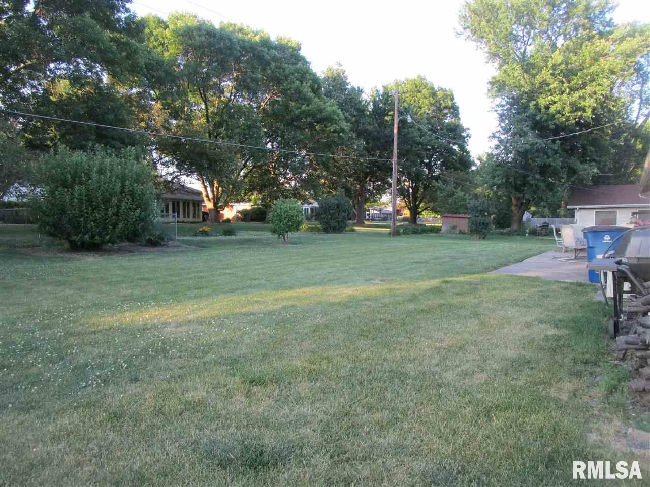 115 Lincoln Road Canton, IL 61520 - Photo 31 of 36 Gallery Image 31