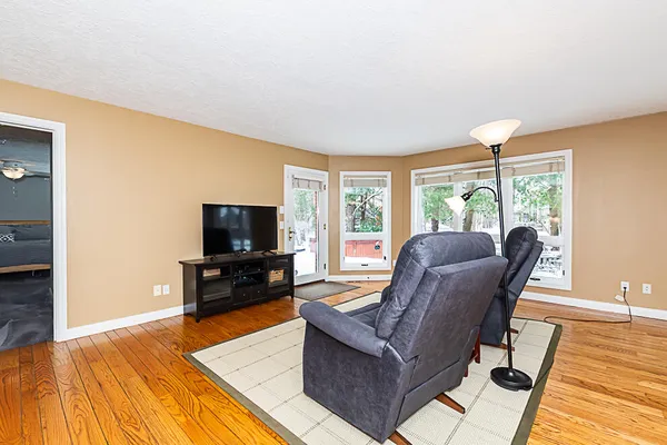 $785,000 | 8551 Old Stone Circle, Kalamazoo, MI 49009