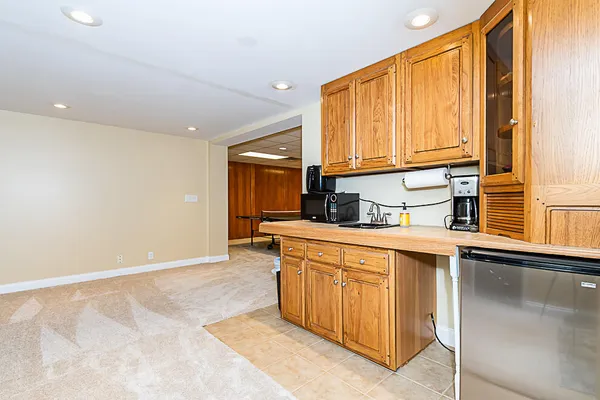 $785,000 | 8551 Old Stone Circle, Kalamazoo, MI 49009
