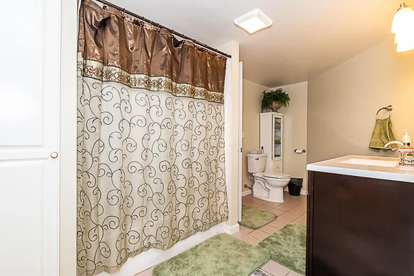$785,000 | 8551 Old Stone Circle, Kalamazoo, MI 49009