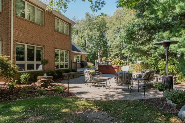 $785,000 | 8551 Old Stone Circle, Kalamazoo, MI 49009
