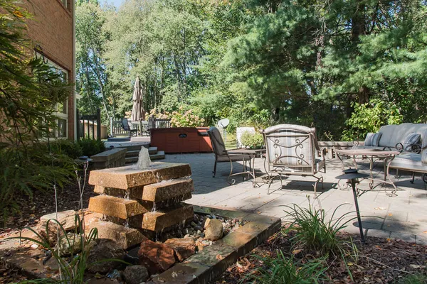 $785,000 | 8551 Old Stone Circle, Kalamazoo, MI 49009