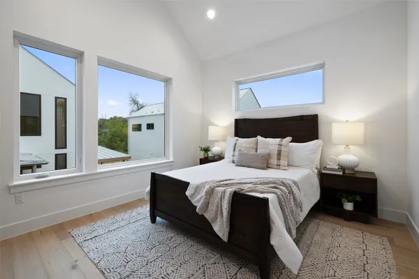 $1,075,000 | 900 South 2nd Street, Unit 20, Austin, TX 78704