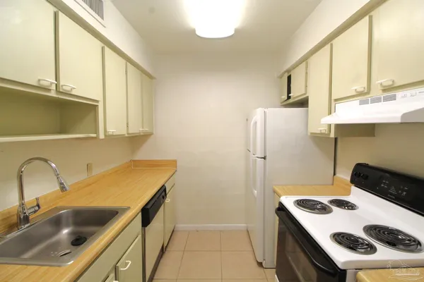 $1,095 | 600 Scenic Highway, Unit 309, Pensacola, FL 32503