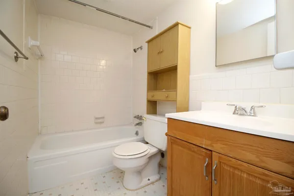 $1,095 | 600 Scenic Highway, Unit 309, Pensacola, FL 32503