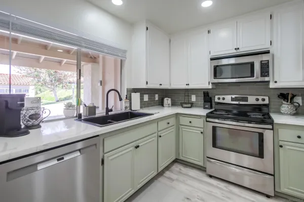 $3,650 | 17464 Plaza Cerado, Unit 84, San Diego, CA 92128