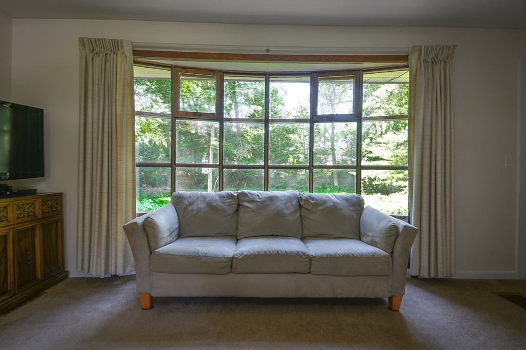 7 Ranger Road Natick, MA 01760 - Photo 8 of 20 Gallery Image 8